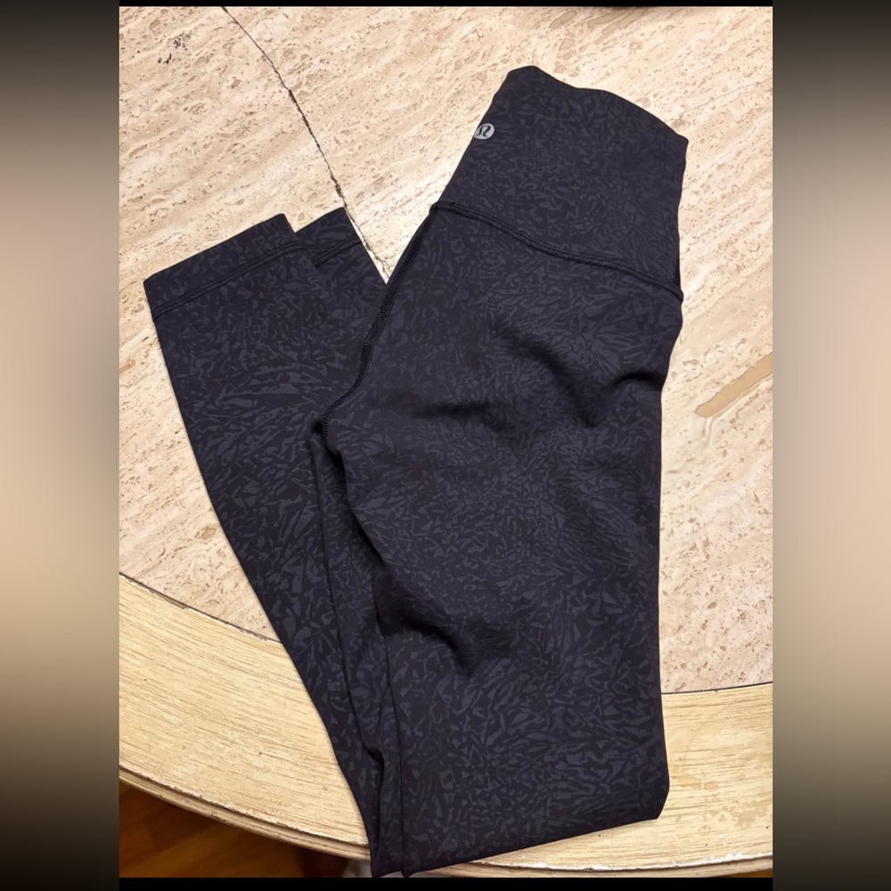 Lululemon Athletica Wunder Train High-Rise Leggings - Denim Wash - Picture 2 of 4